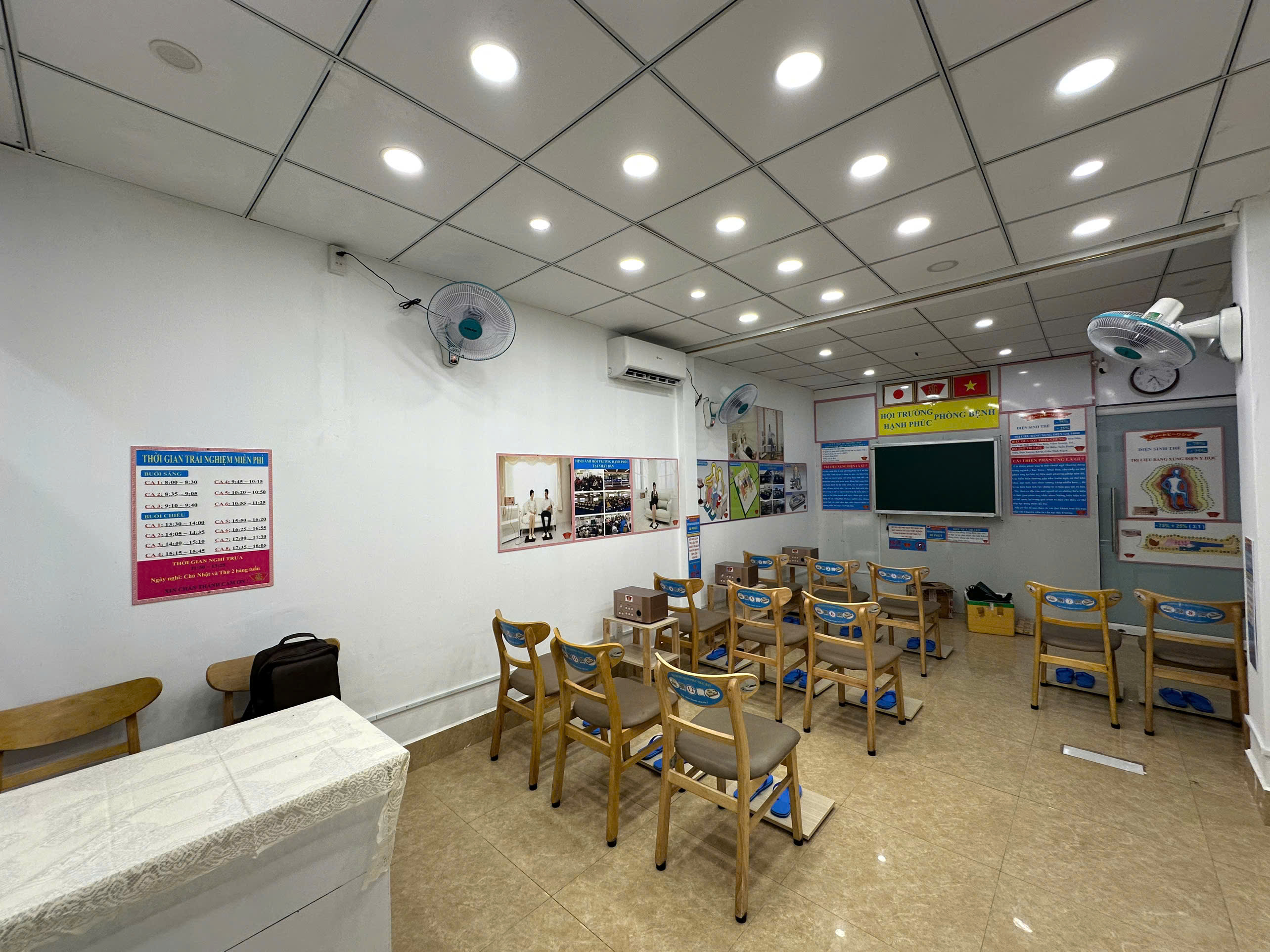 showroom hoi truong hanh phuc can tho 3